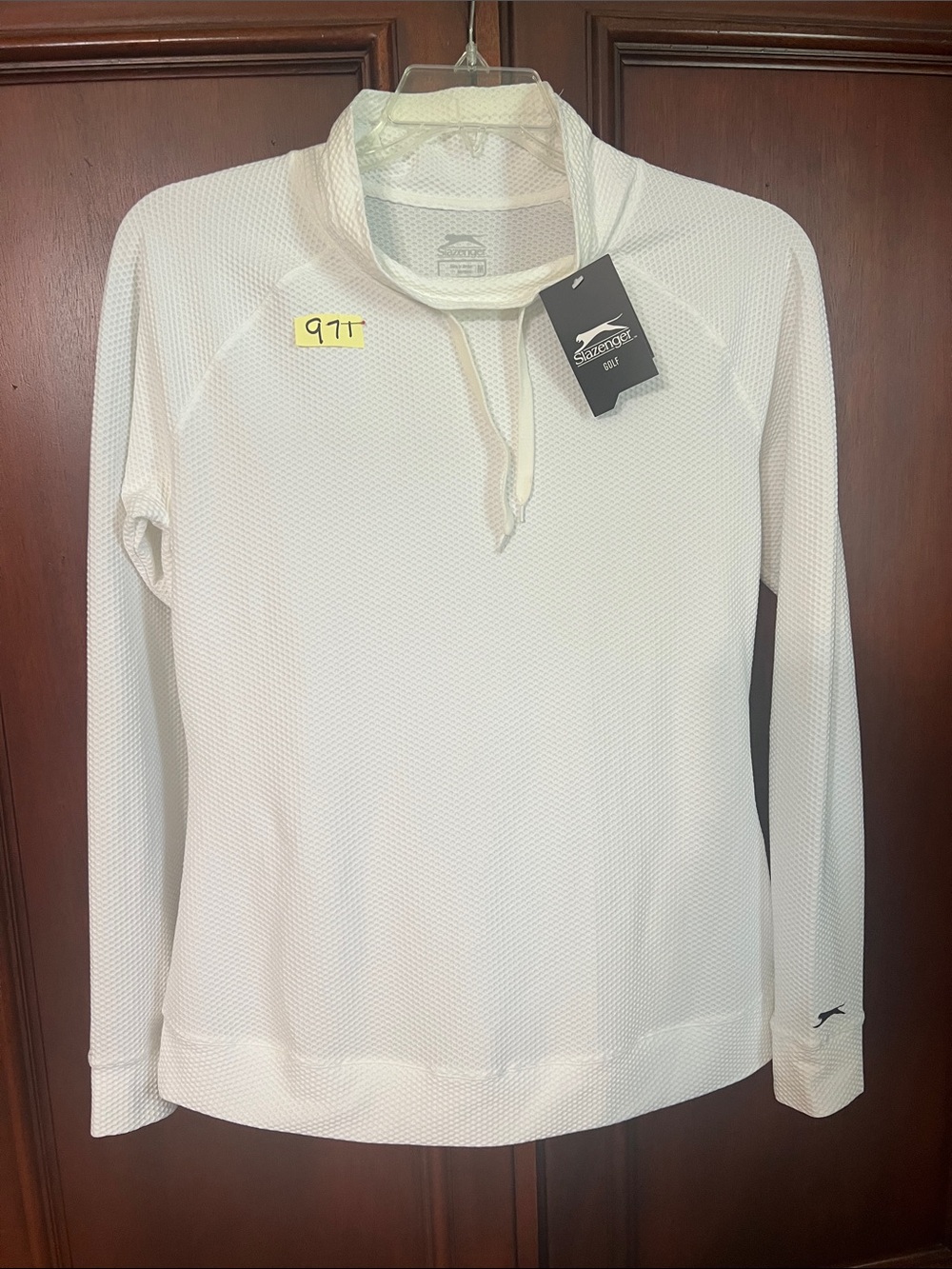 Slazenger Women’s White Textured Long Sleeve Pullover Size Medium NWT